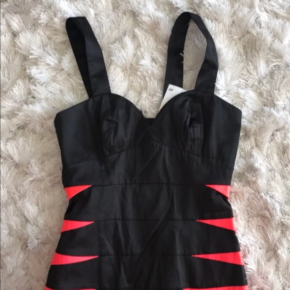 💝NWT💝 H&M black dress - Picture 2 of 4